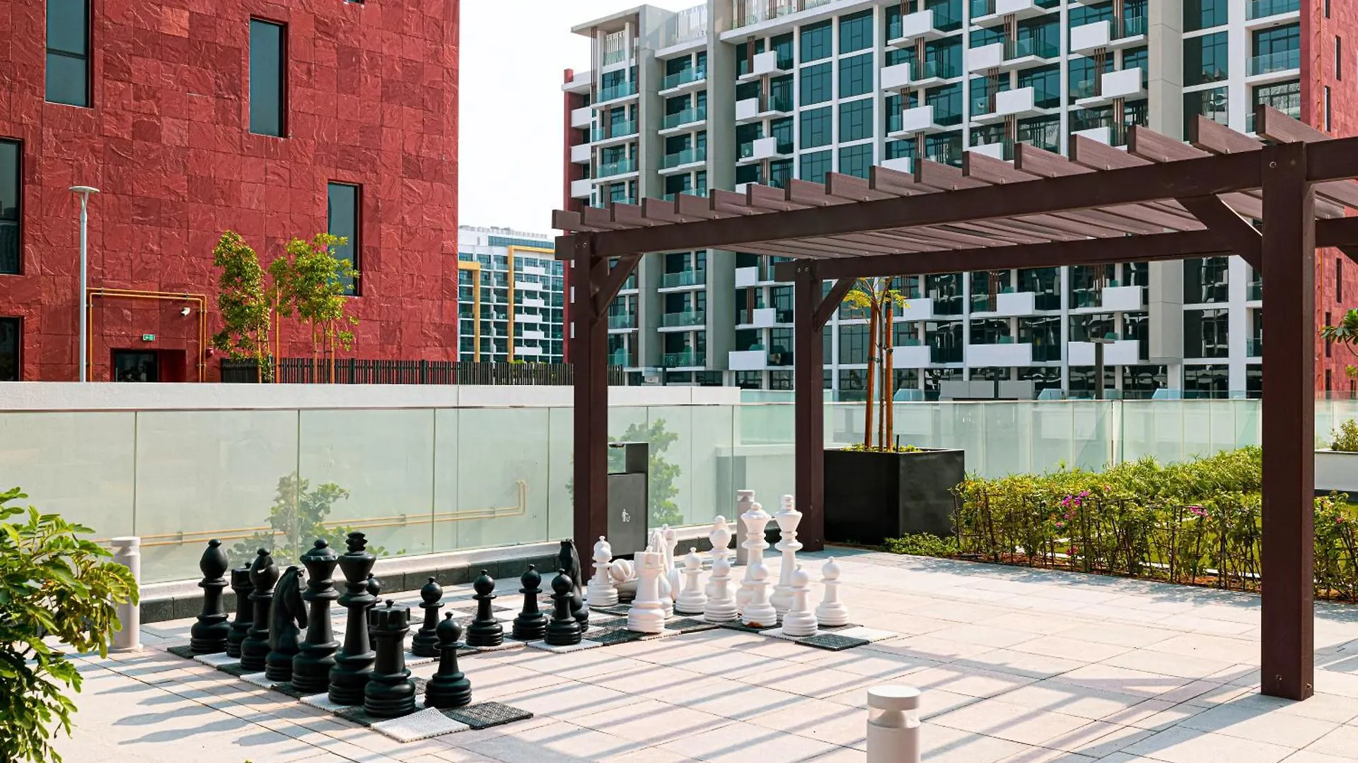 Brand New Studio In Azizi Riviera 迪拜 0*,