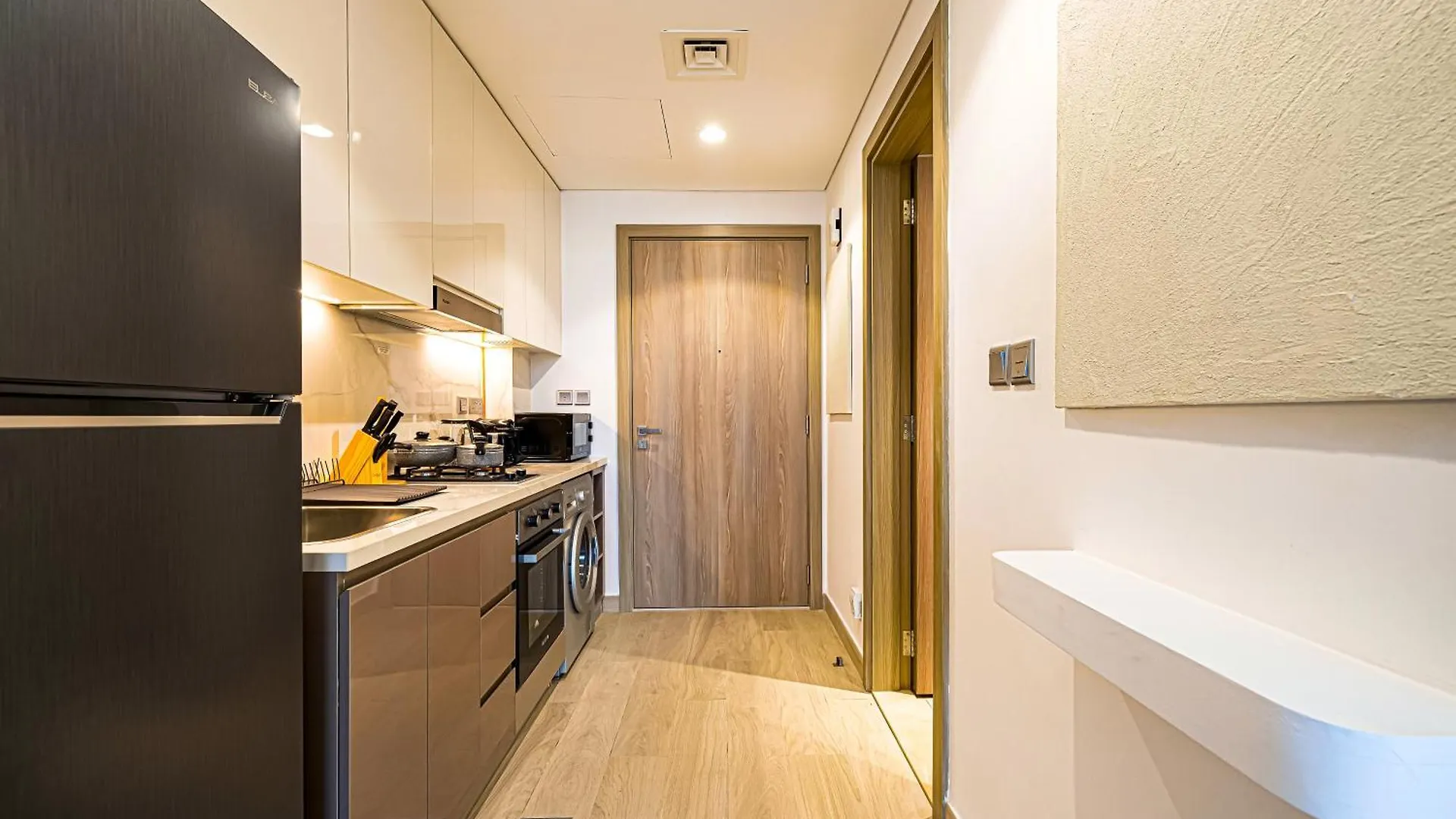 公寓 Brand New Studio In Azizi Riviera 迪拜 阿拉伯联合酋长国
