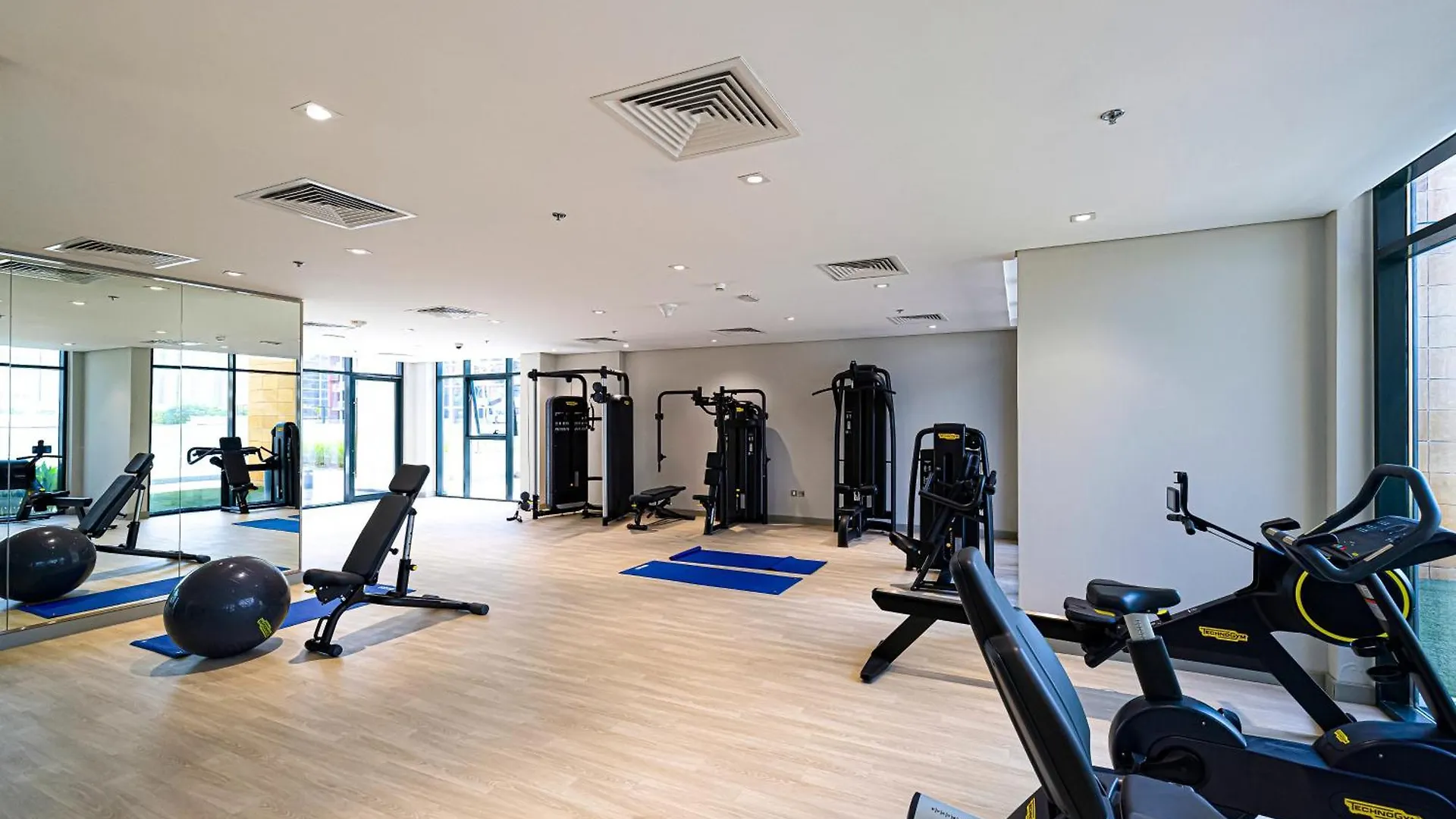 Brand New Studio In Azizi Riviera 迪拜 0*,  阿拉伯联合酋长国