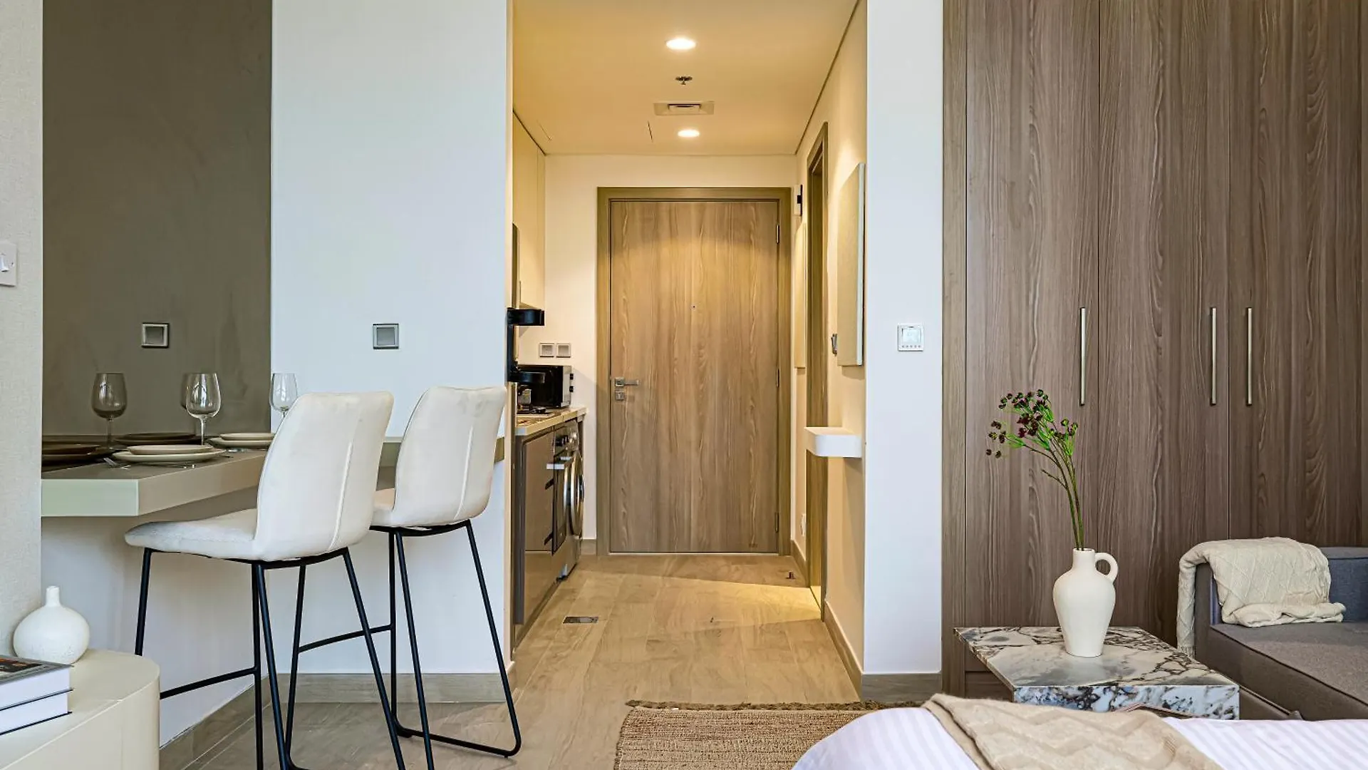 Brand New Studio In Azizi Riviera 迪拜 阿拉伯联合酋长国